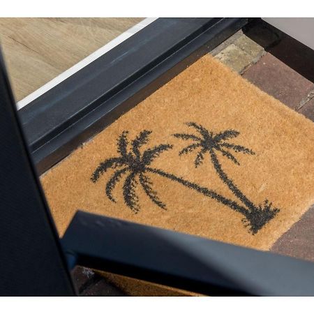 Quietly Located House Within Walking Distance Of The Beach ドンブルグ エクステリア 写真