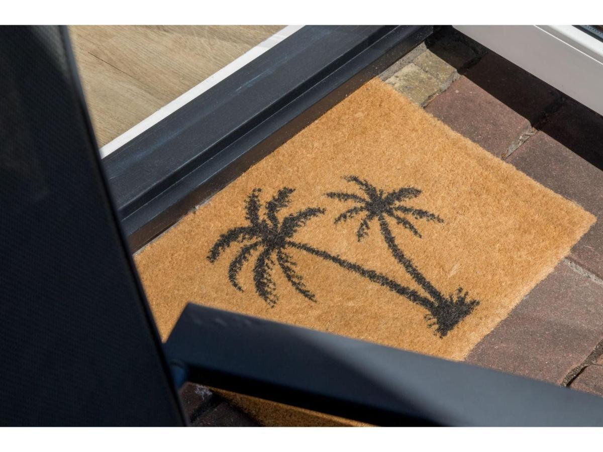 Quietly Located House Within Walking Distance Of The Beach ドンブルグ エクステリア 写真