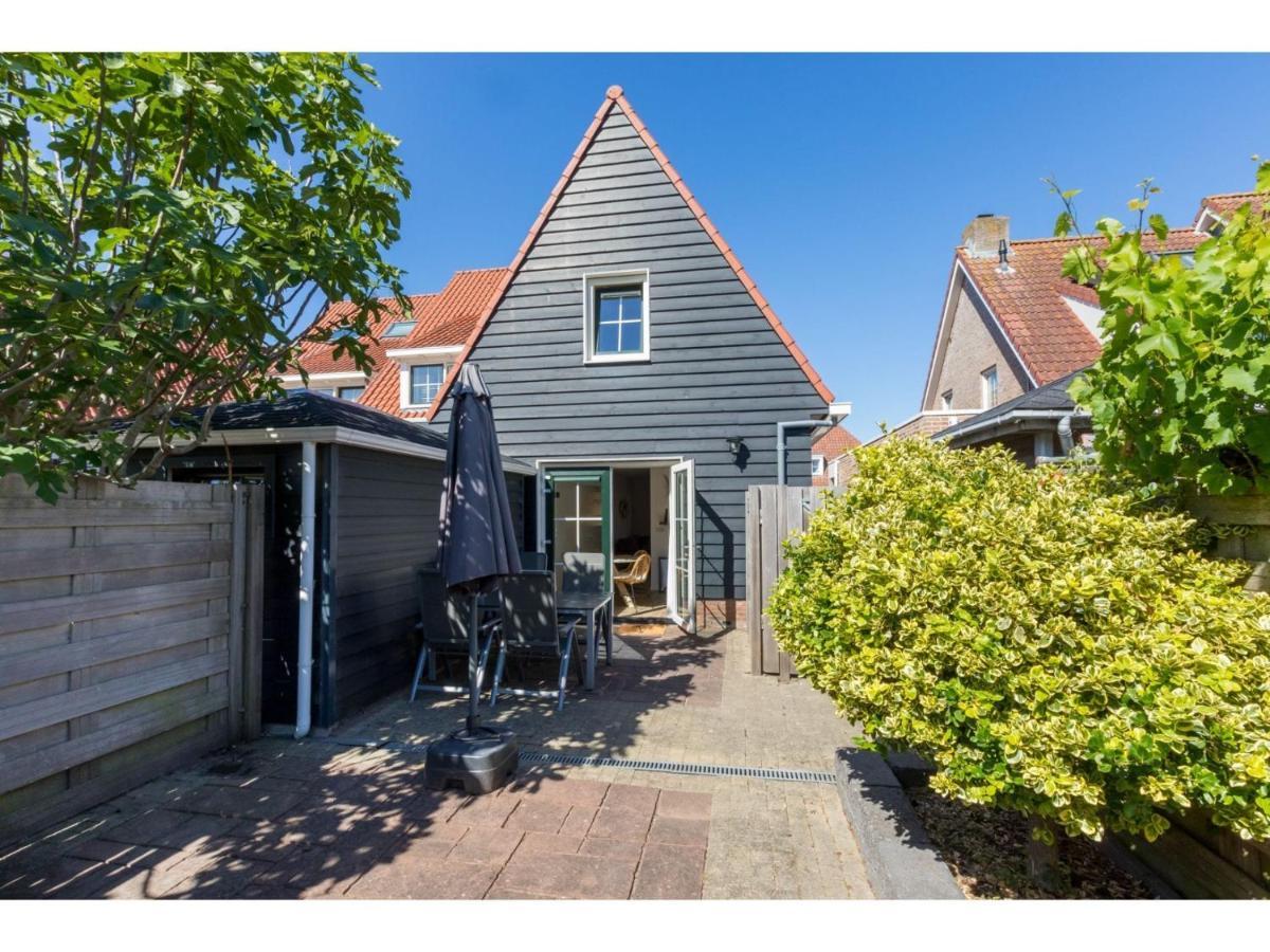 Quietly Located House Within Walking Distance Of The Beach ドンブルグ エクステリア 写真