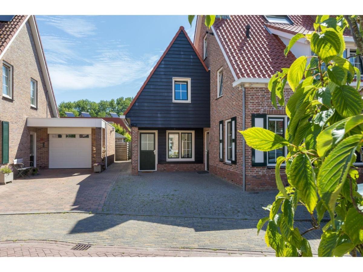 Quietly Located House Within Walking Distance Of The Beach ドンブルグ エクステリア 写真